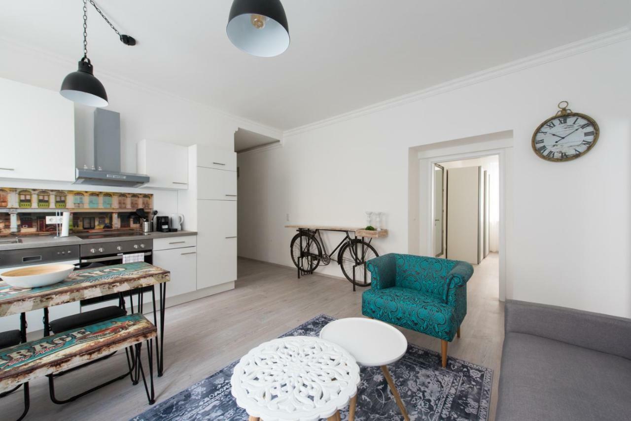 Let It Be Vienna U1, U2, U4 Karlsplatz Oper Apartment Exterior foto